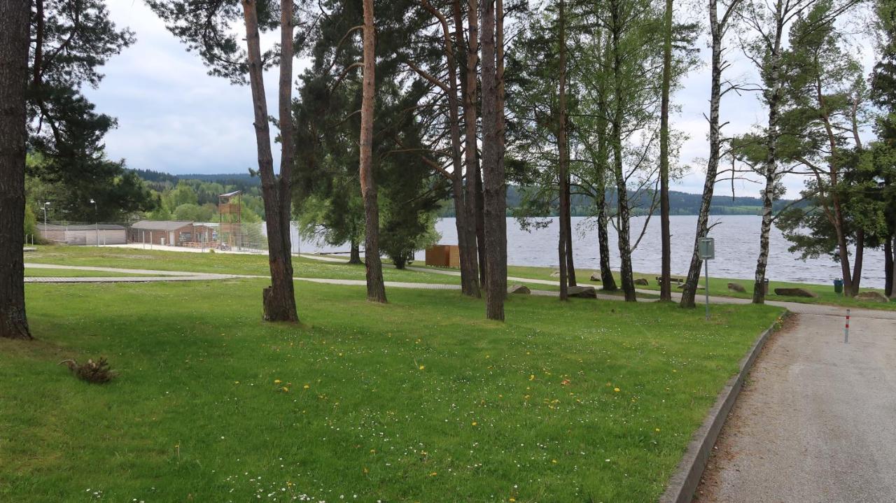 伏尔塔瓦河畔利普诺Riviera Lipno 510/17公寓 外观 照片