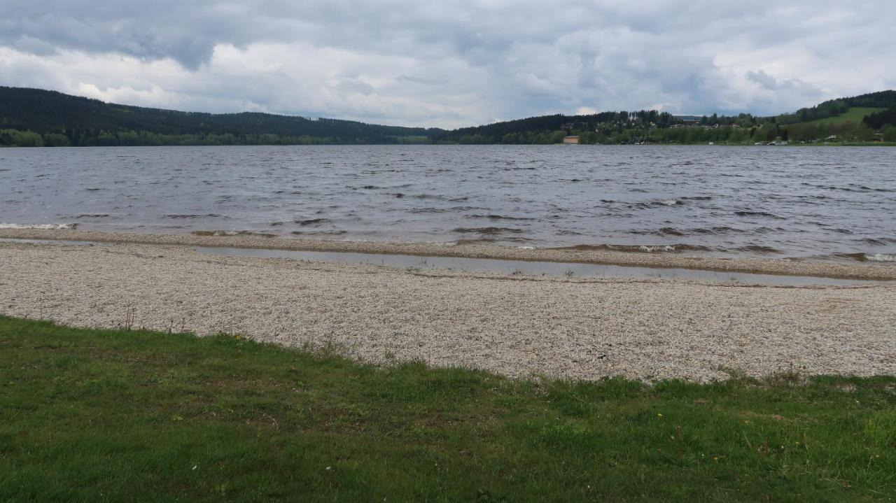 伏尔塔瓦河畔利普诺Riviera Lipno 510/17公寓 外观 照片
